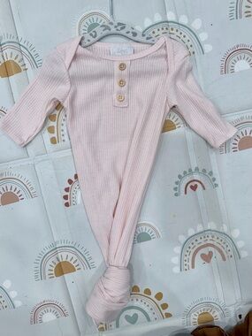 Soft Ribbed Knot Bodysuit in Light Pink - Baby